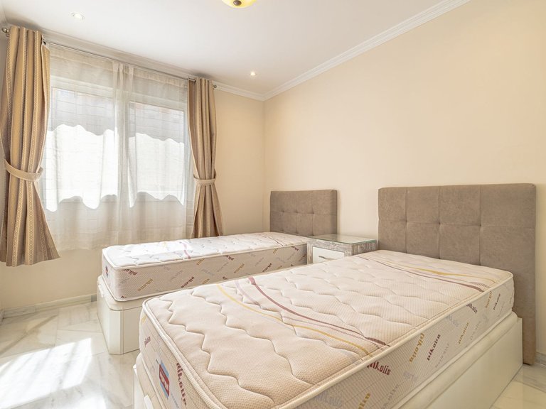 Apartment for Sale in Marbella, Malaga 11
