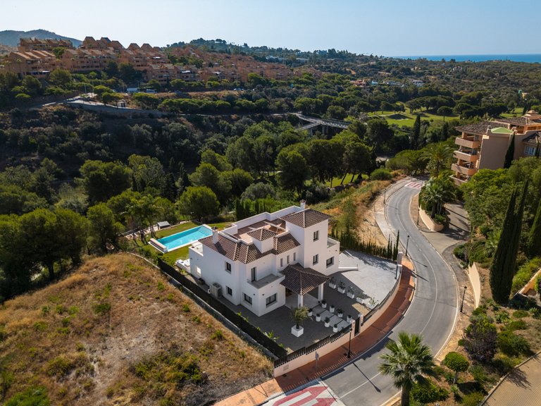 Villa for Sale in Elviria, Malaga 29