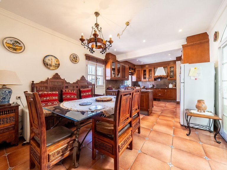 Villa for Sale in Alhaurín De La Torre, Malaga 25
