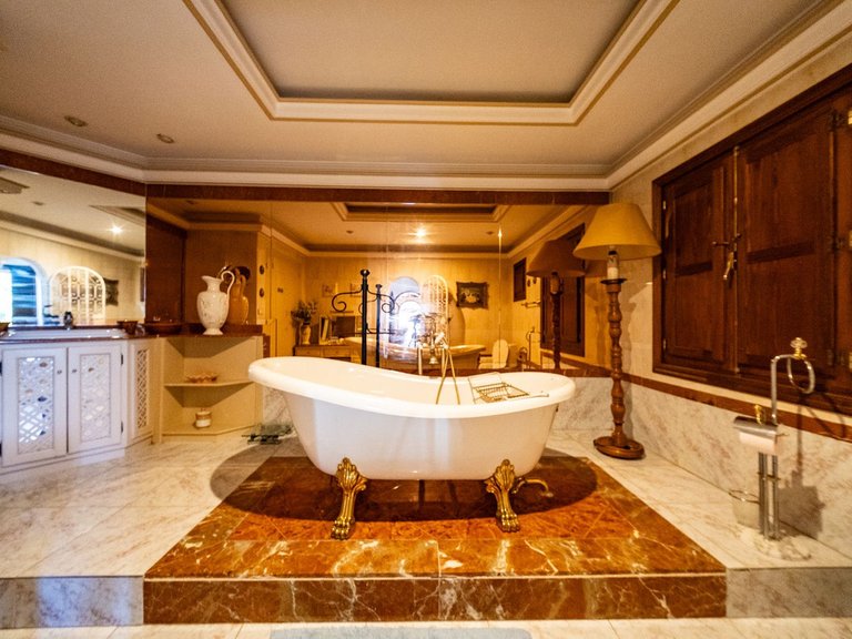 Villa for Sale in Alhaurín De La Torre, Malaga 30