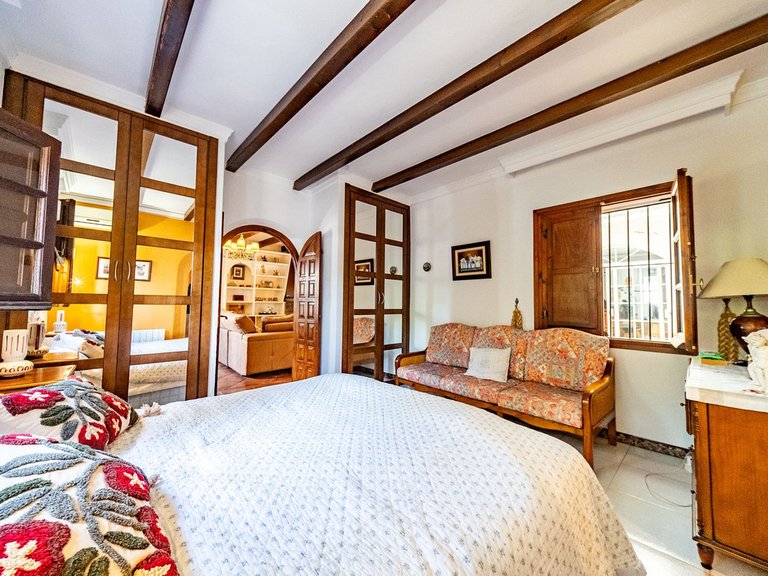Villa for Sale in Alhaurín De La Torre, Malaga 32