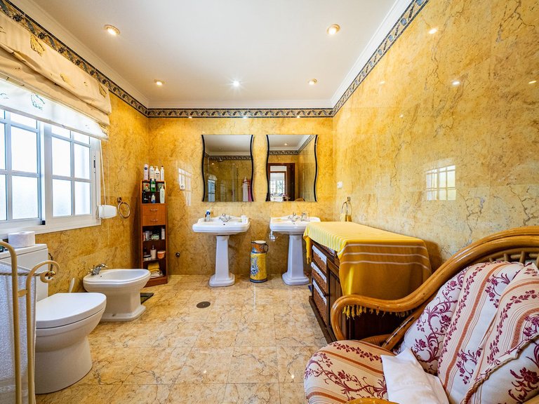 Villa for Sale in Alhaurín De La Torre, Malaga 48