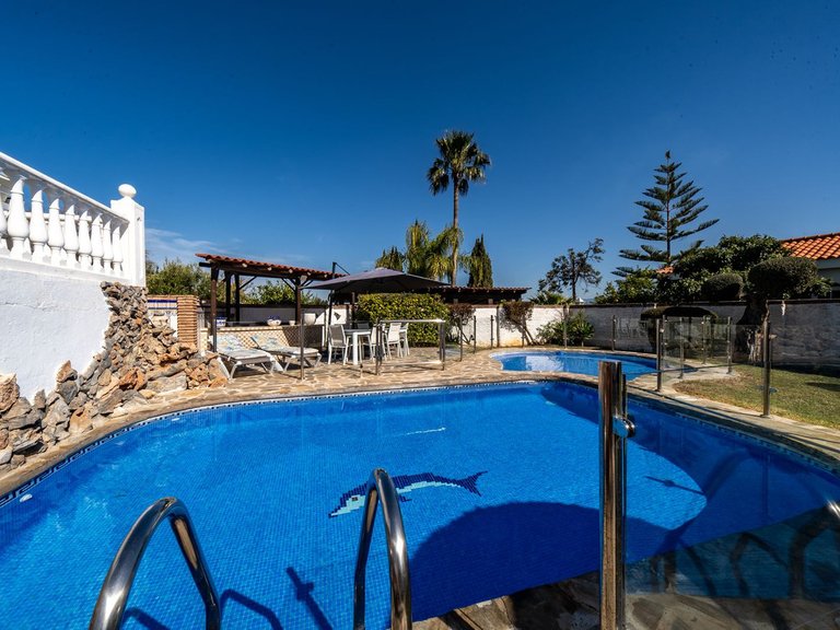 Villa for Sale in Alhaurín De La Torre, Malaga 54