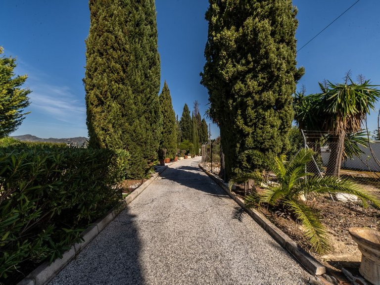 Villa for Sale in Alhaurín De La Torre, Malaga 56