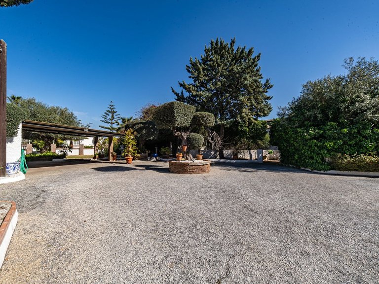 Villa for Sale in Alhaurín De La Torre, Malaga 59
