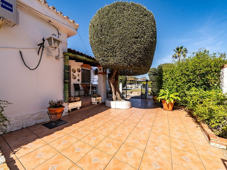 Villa for Sale in Alhaurín De La Torre, Malaga 66