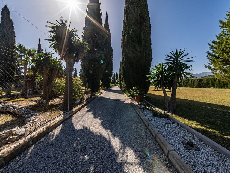Villa for Sale in Alhaurín De La Torre, Malaga 69