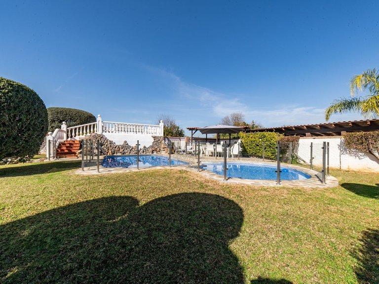 Villa for Sale in Alhaurín De La Torre, Malaga 70