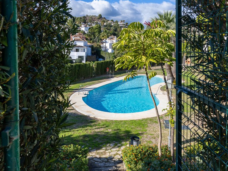 Apartment for Sale in Nueva Andalucía, Malaga 14