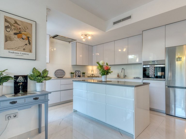 Apartment for Sale in Bel Air, Malaga 12