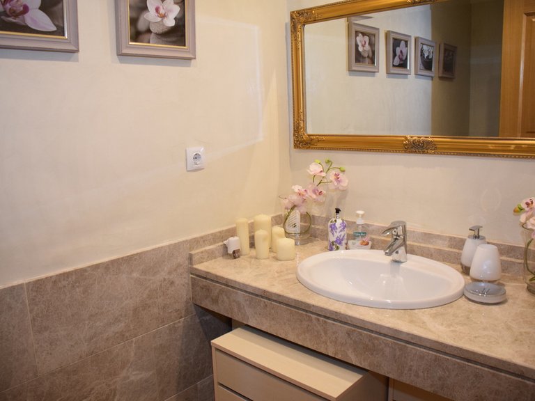 Villa for Sale in Santa Clara, Malaga 13