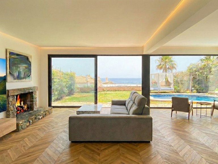Villa for Sale in Benalmadena, Malaga 8