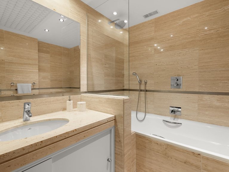 Apartment for Sale in Los Almendros, Malaga 18