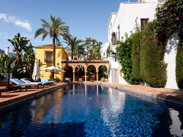 Villa for Sale in The Golden Mile, Malaga 21