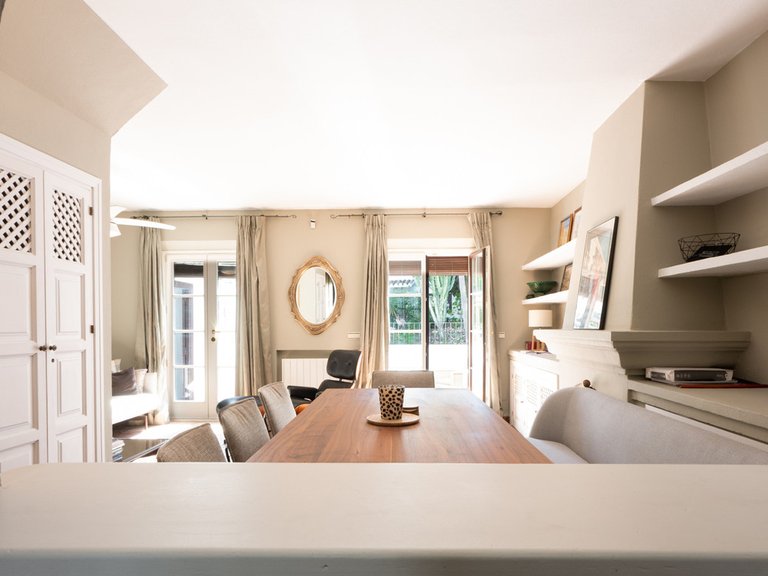 Villa for Sale in The Golden Mile, Malaga 31