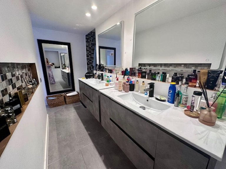 Apartment for Sale in Estepona, Malaga 38