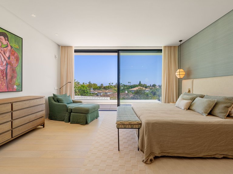 Villa for Sale in Guadalmina Alta, Malaga 30