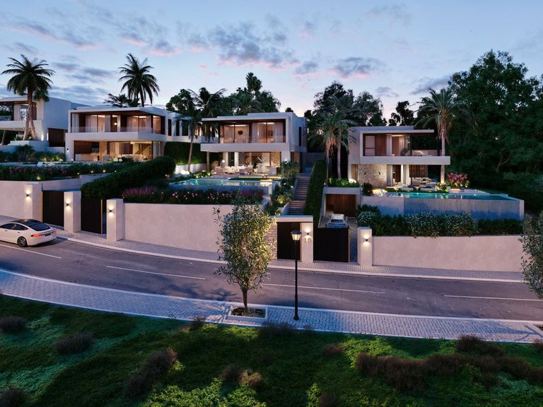 Villa for Sale in La Capellania, Malaga 25