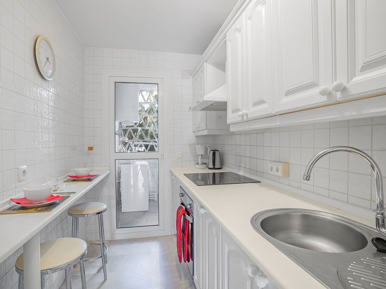 Apartment for Sale in Calahonda, Malaga 10