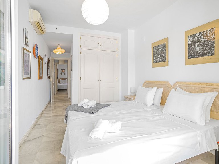Apartment for Sale in Calahonda, Malaga 12