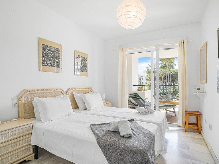 Apartment for Sale in Calahonda, Malaga 14