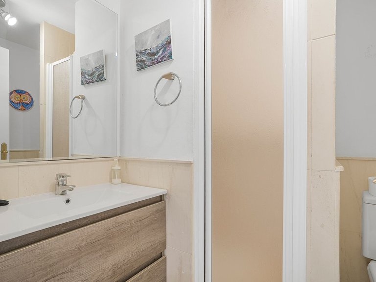 Apartment for Sale in Calahonda, Malaga 16