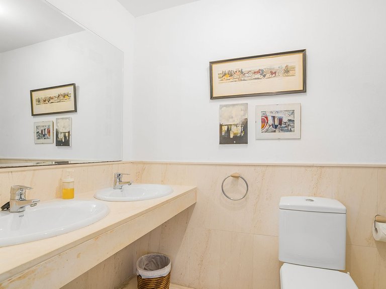 Apartment for Sale in Calahonda, Malaga 17