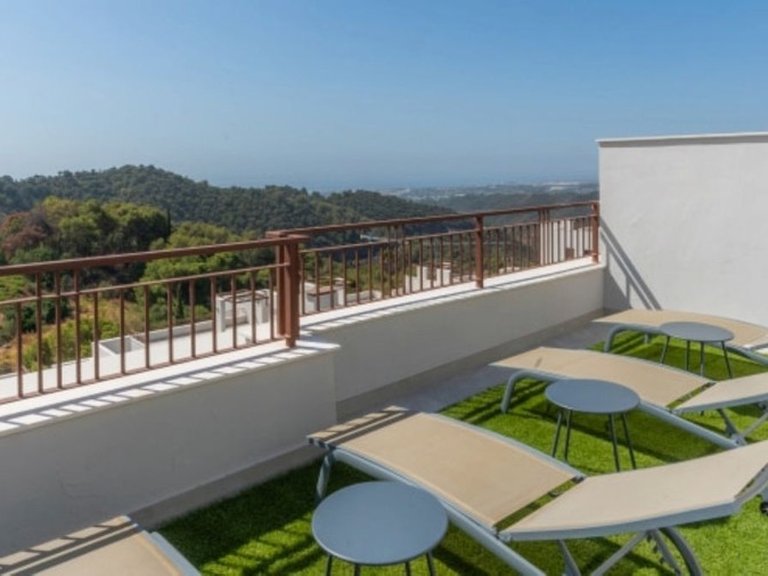 Town House for Sale in Istán, Malaga 3