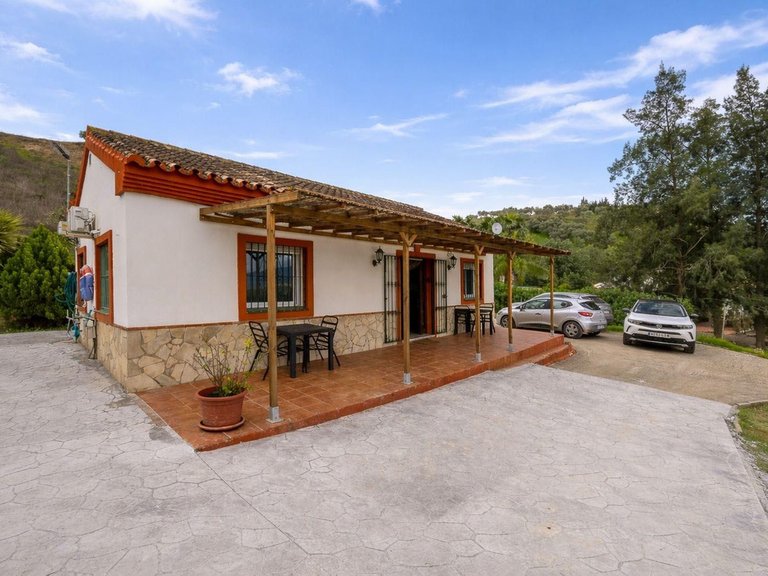 Villa for Sale in Coín, Malaga 14