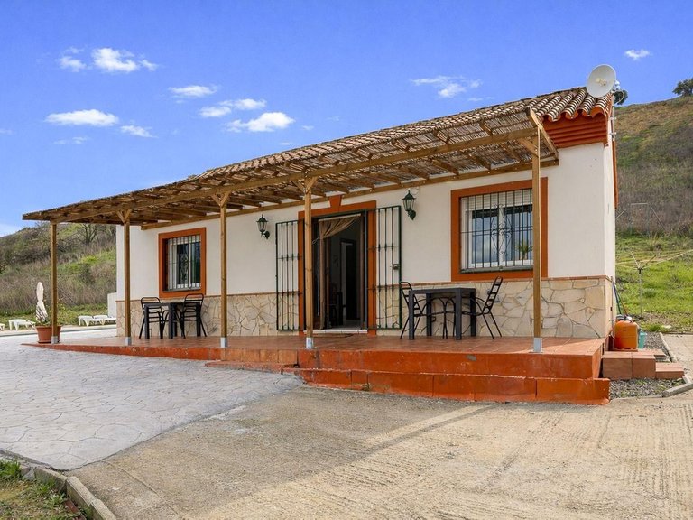 Villa for Sale in Coín, Malaga 23