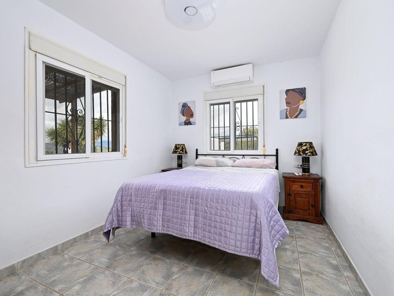 Villa for Sale in Coín, Malaga 6