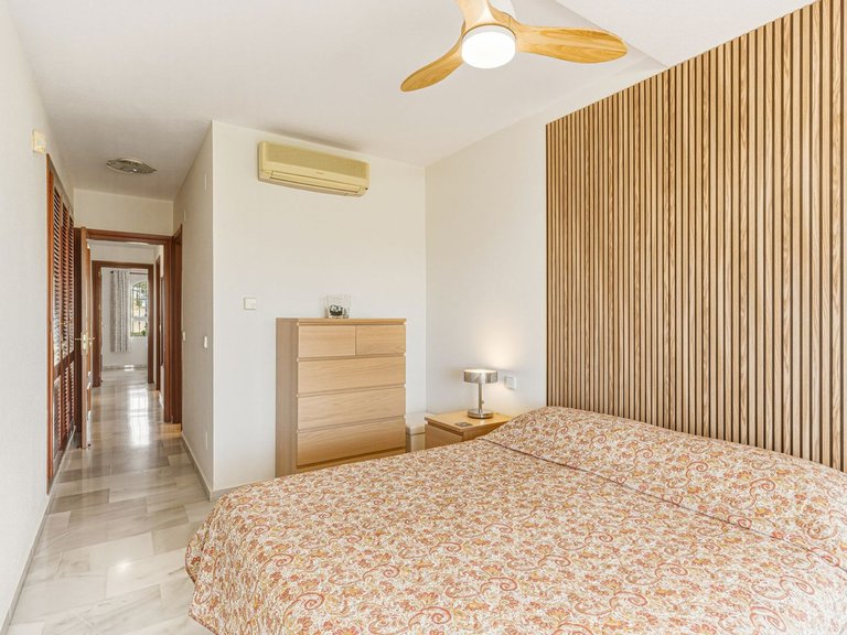 Apartment for Sale in El Chaparral, Malaga 16