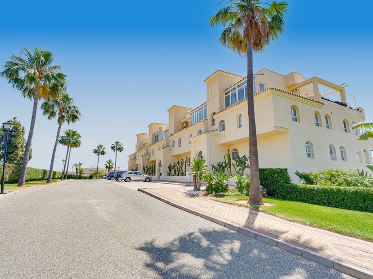 Apartment for Sale in El Chaparral, Malaga 25