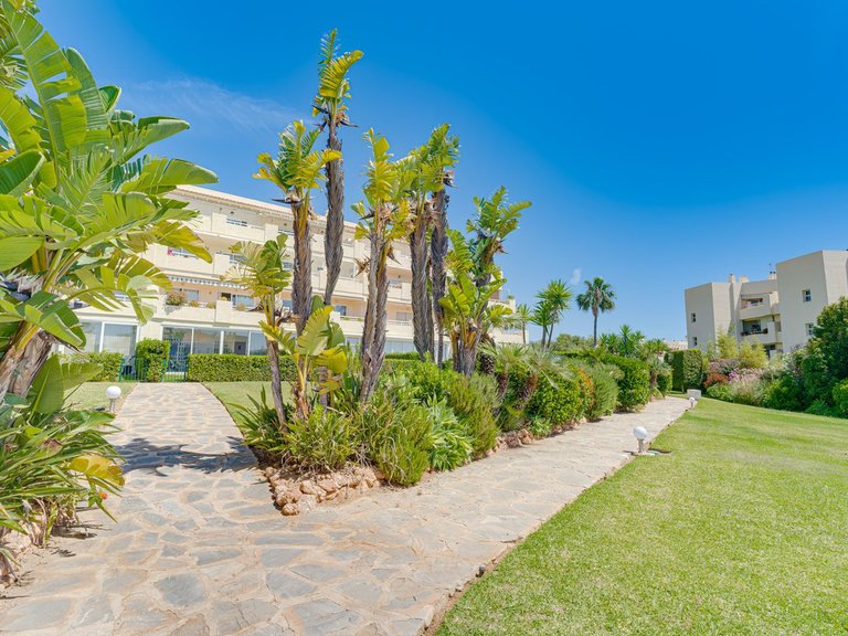Apartment for Sale in El Chaparral, Malaga 28