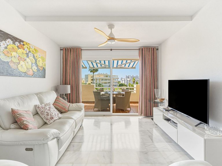 Apartment for Sale in El Chaparral, Malaga 8
