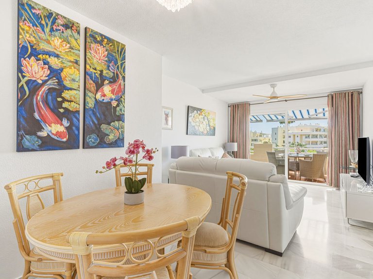 Apartment for Sale in El Chaparral, Malaga 9