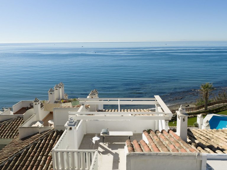 Apartment for Sale in Calahonda, Malaga 1