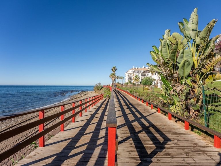 Apartment for Sale in Calahonda, Malaga 32
