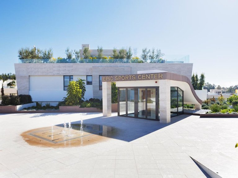 Apartment for Sale in The Golden Mile, Malaga 17