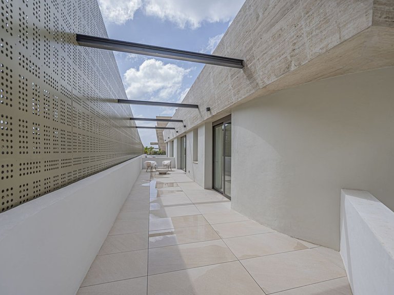 Apartment for Sale in The Golden Mile, Malaga 23