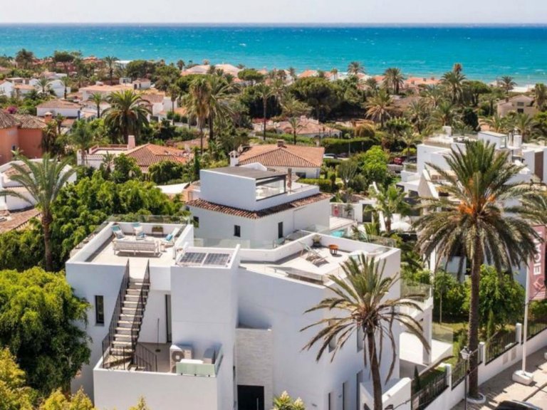 Villa for Sale in Marbesa, Malaga 2