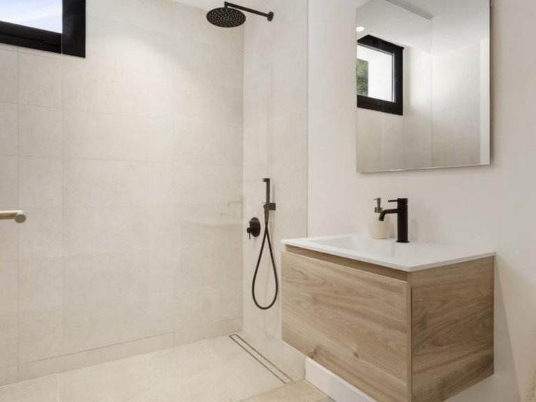 Villa for Sale in Marbesa, Malaga 31