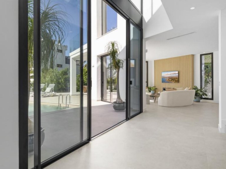 Villa for Sale in Marbesa, Malaga 6