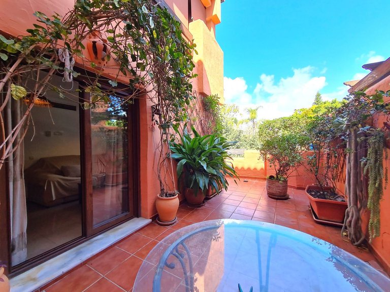 Apartment for Sale in Estepona, Malaga 1
