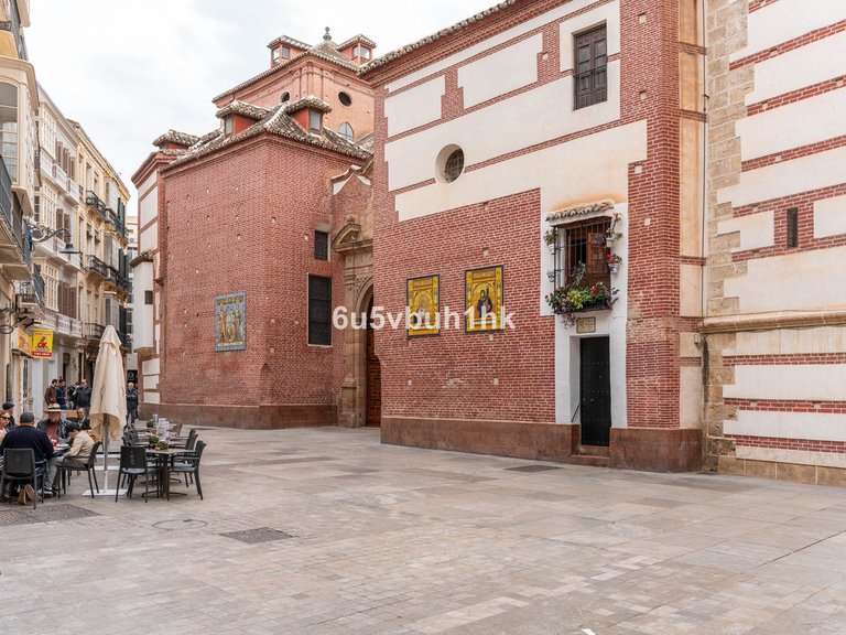 Apartment for Sale in Centro Histórico, Malaga 11