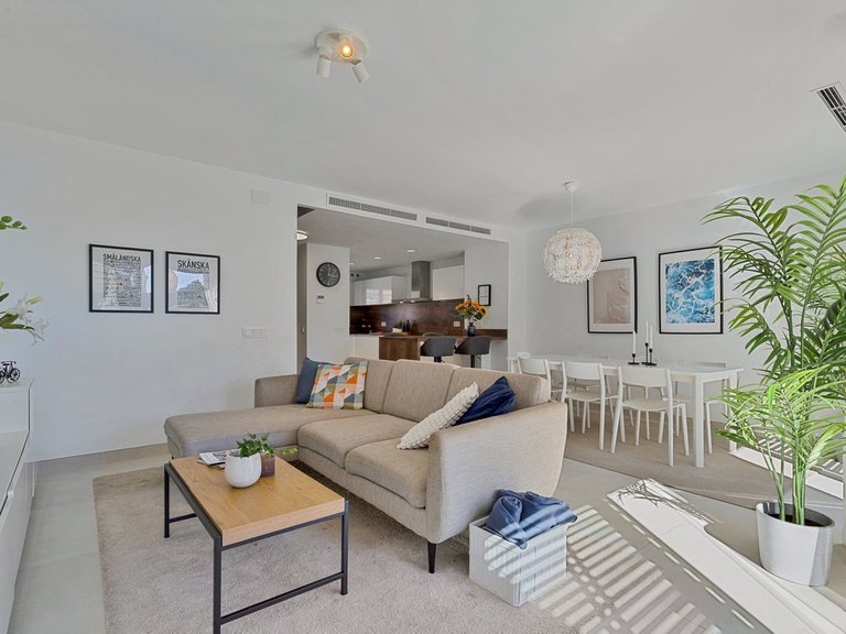 Villa for Sale in Fuengirola, Malaga 11