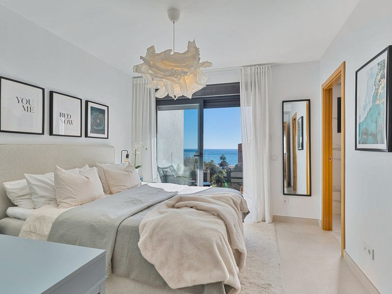 Villa for Sale in Fuengirola, Malaga 17