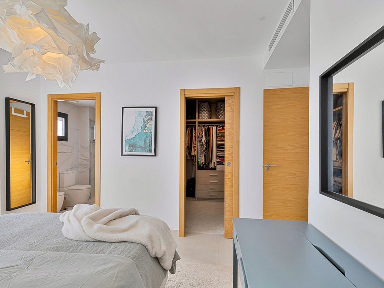 Villa for Sale in Fuengirola, Malaga 18