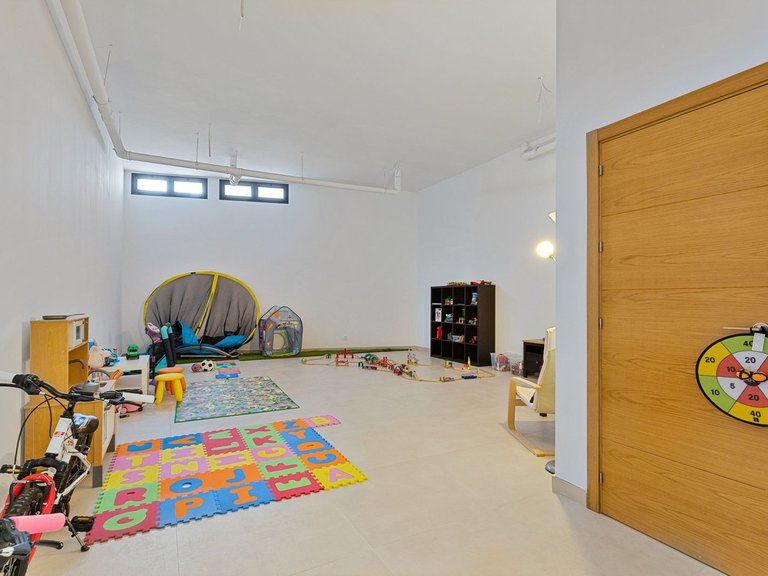 Villa for Sale in Fuengirola, Malaga 27