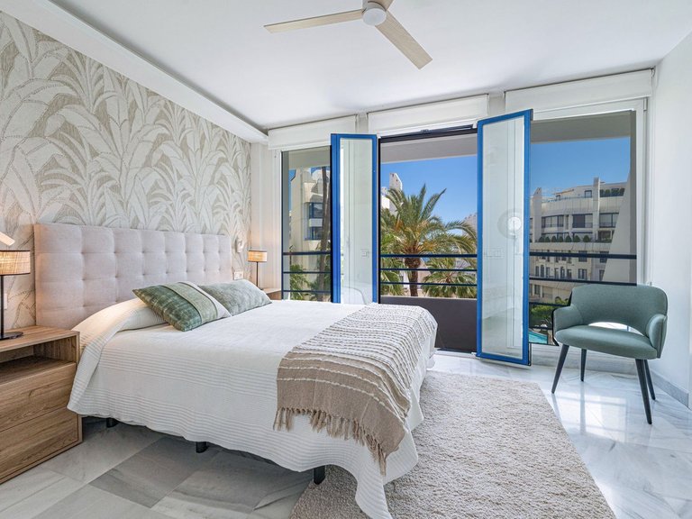 Apartment for Sale in Marbella, Malaga 14